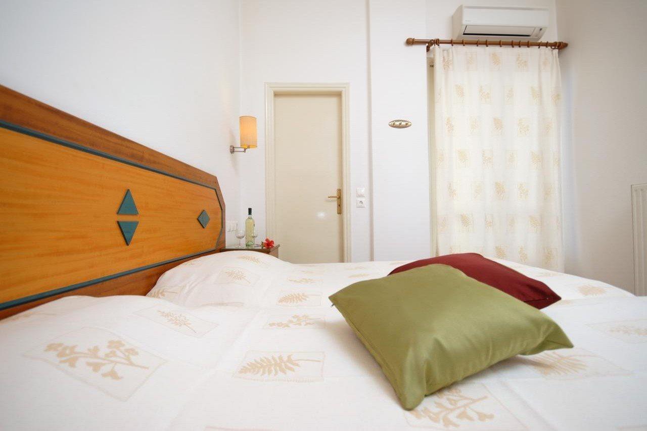 Barbouni Hotel & Studios Naxos City エクステリア 写真