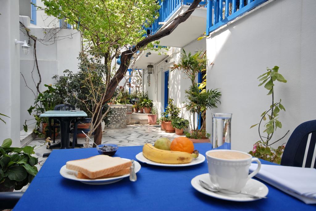Barbouni Hotel & Studios Naxos City エクステリア 写真