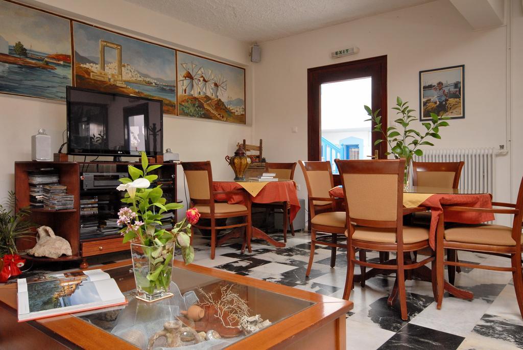 Barbouni Hotel & Studios Naxos City エクステリア 写真