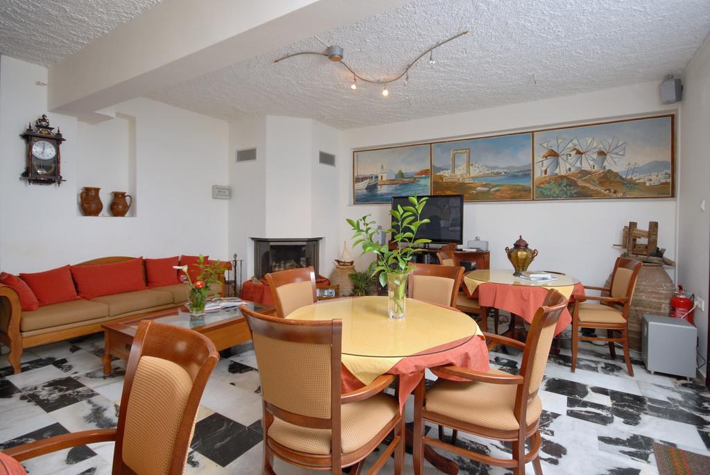 Barbouni Hotel & Studios Naxos City エクステリア 写真